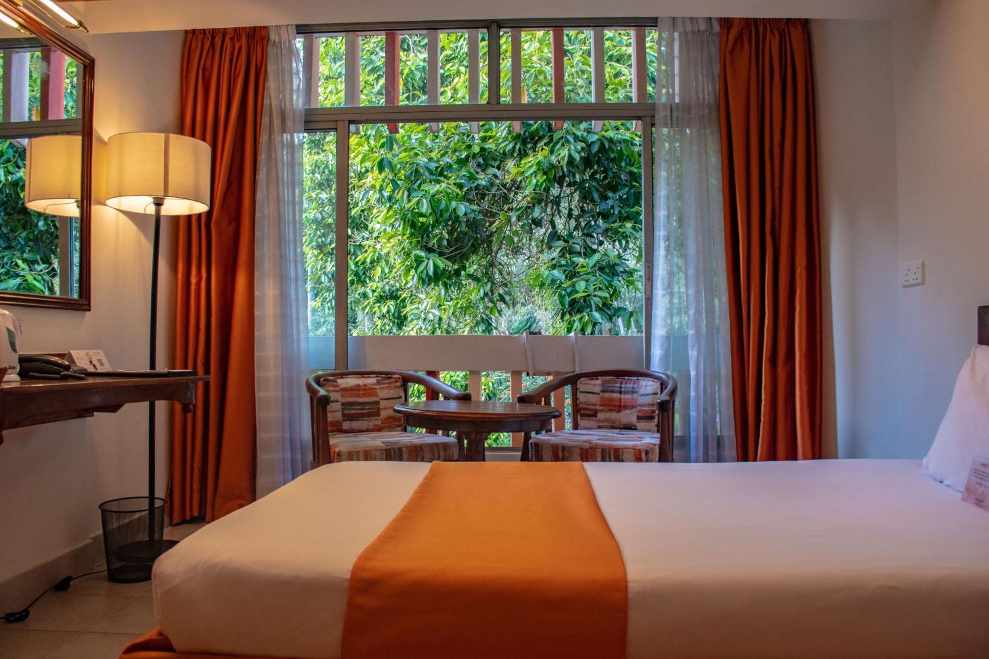 Hotel Boulevard Nairobi, City Centre Cbd ภายนอก รูปภาพ