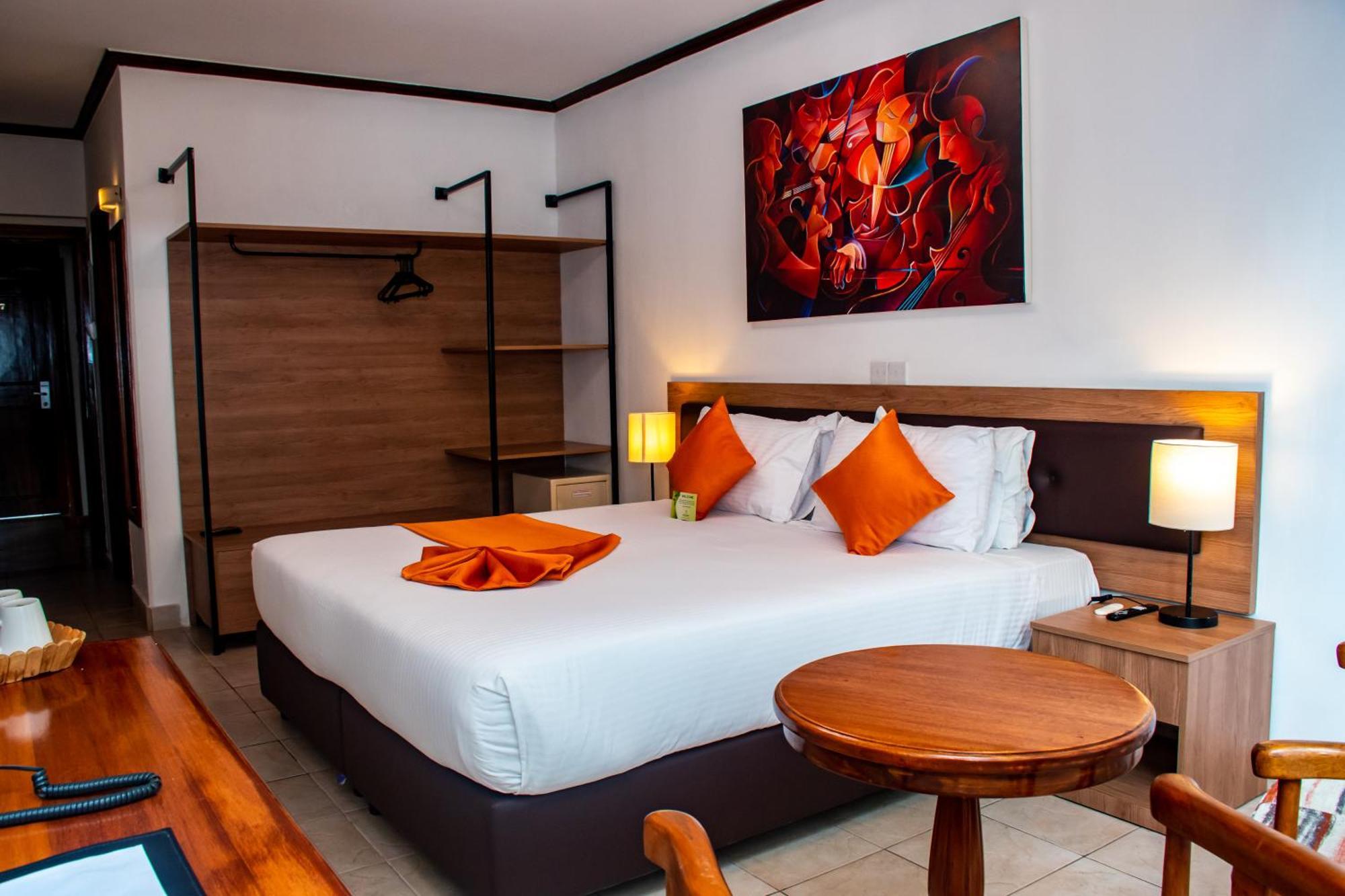 Hotel Boulevard Nairobi, City Centre Cbd ภายนอก รูปภาพ